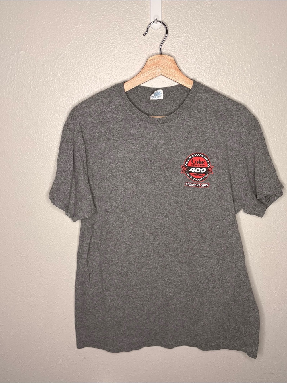400 Gray Graphic Crew Neck T-Shirt